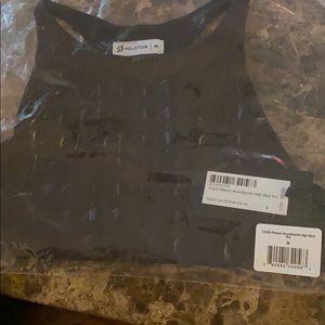 Peloton houndstooth bra size medium